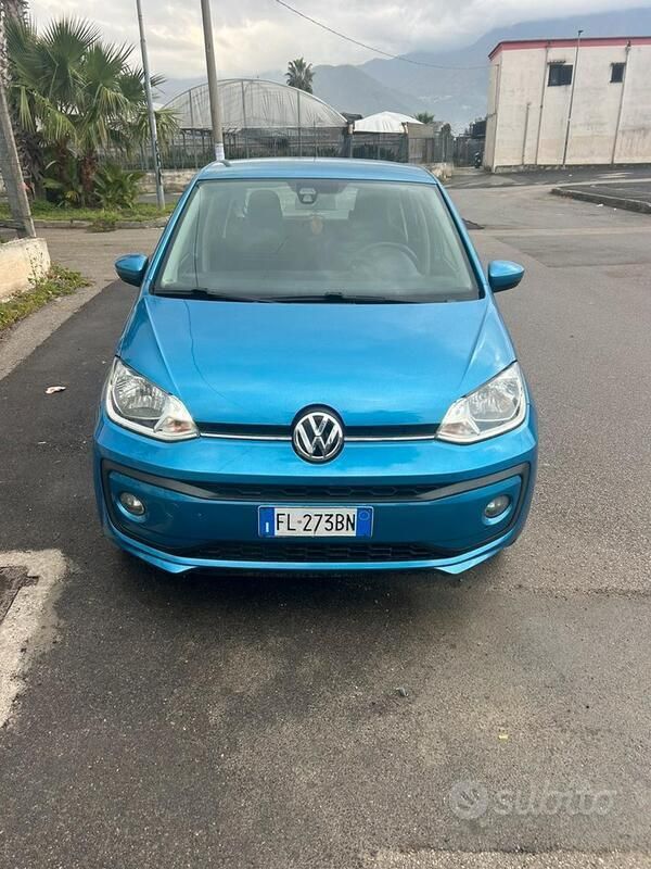 Usata 2017 VW up! Due volumi | 6500 € (Buon prezzo) - Immagine 1/4