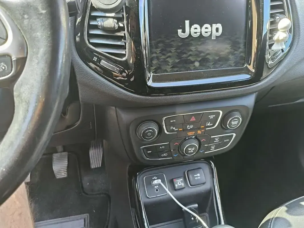 Usata Jeep Compass Limited 140 CV (102 kW) 2018 SUV