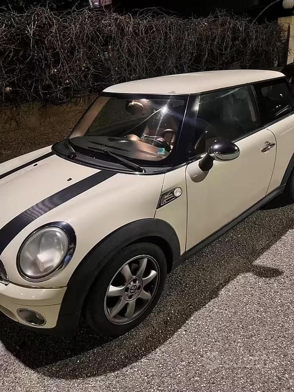 Usata Mini ONE 95 CV (69 kW) 2009 Utilitaria