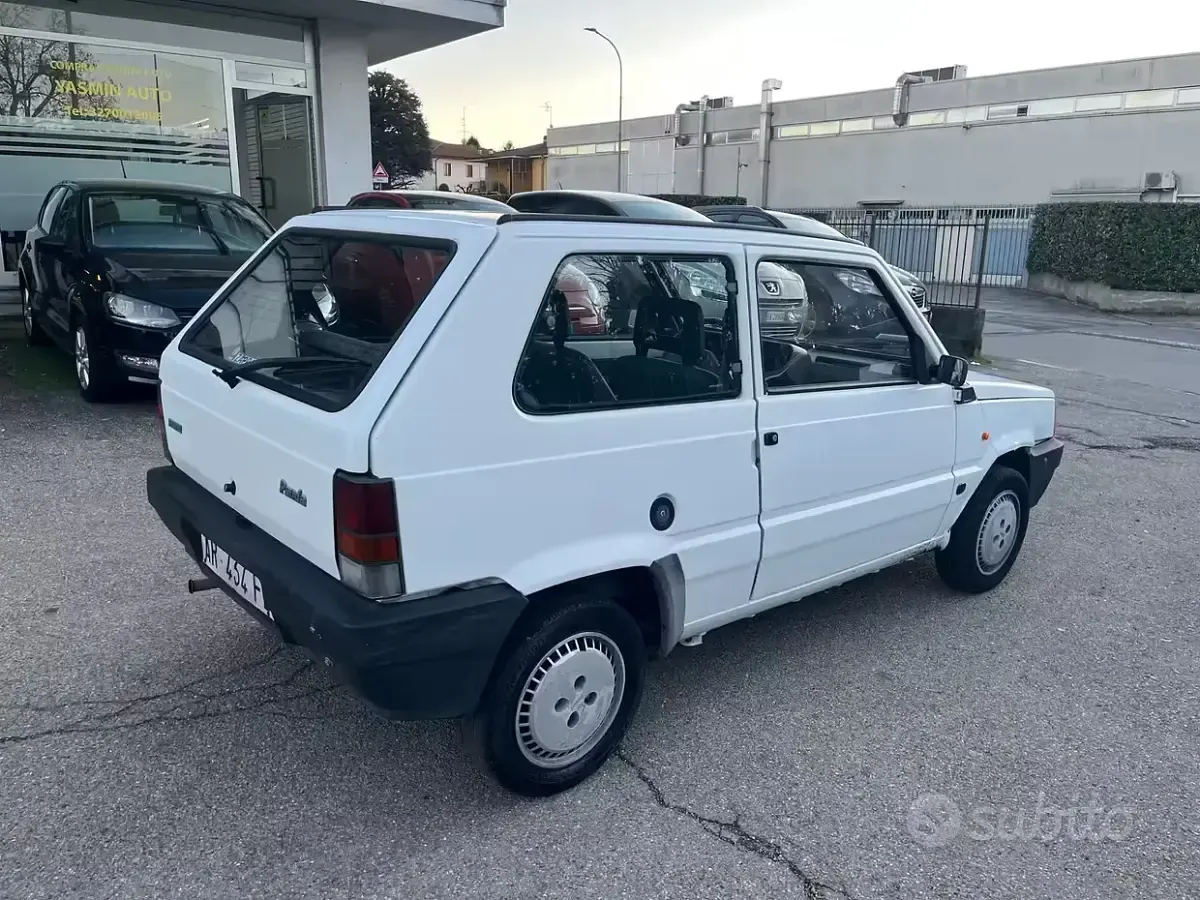 Begagnad Fiat Panda 39 HK (28 kW) 1997 Vit Sedan