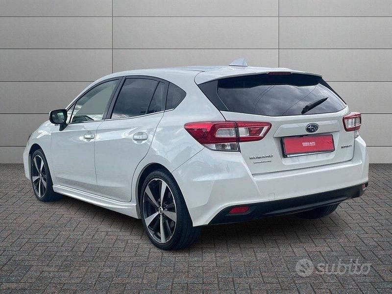 Usata Subaru Impreza Style 114 CV (83 kW) 2019 Bianco Berlina