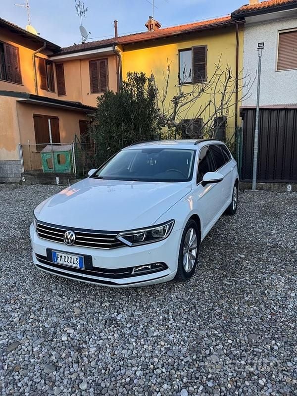 Usata VW Passat Business 120 CV (88 kW) 2018 Bianco Station wagon