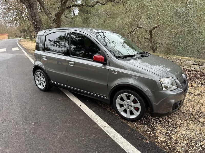 Usata Fiat Panda 101 CV (74 kW) 2006 Utilitaria