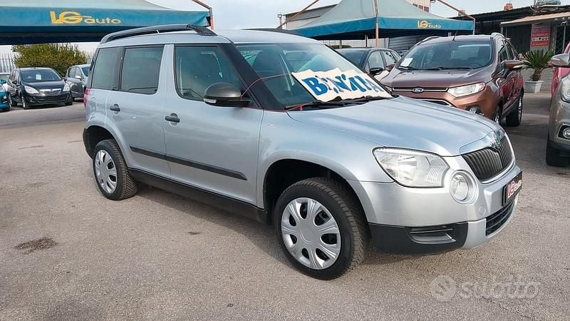 Usata Skoda Yeti 2010 Grigio SUV