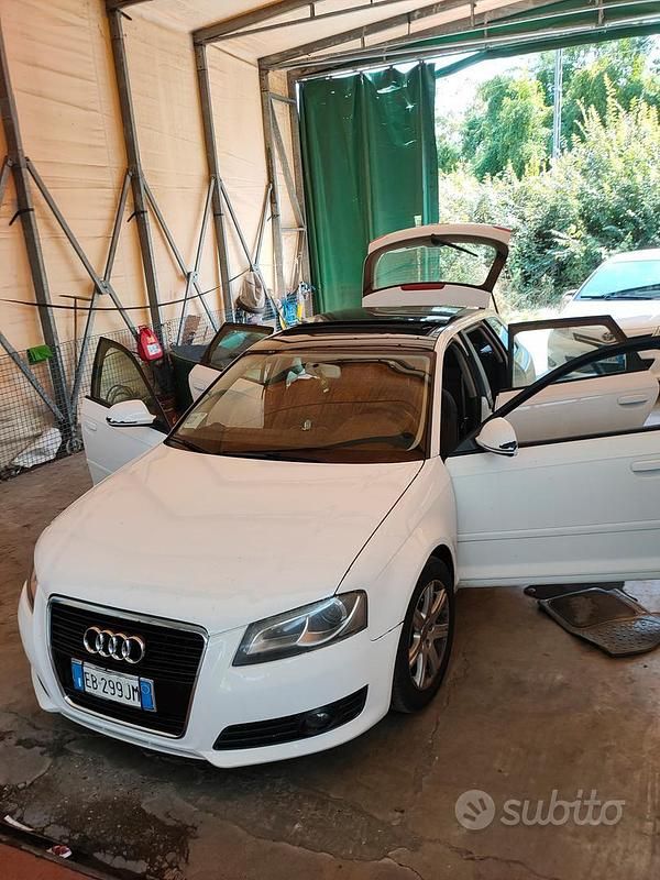 Bianco Usata 2010 Audi A3 Tre volumi | 8000 € (Cara) - Immagine 1/4