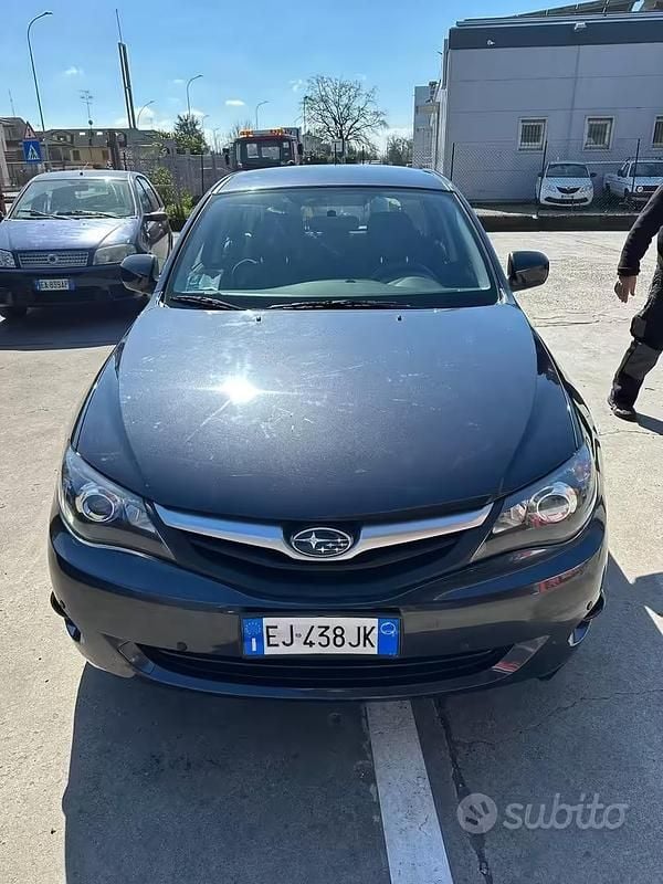 Usata Subaru Impreza Trend 107 CV (78 kW) 2011 Grigio Berlina