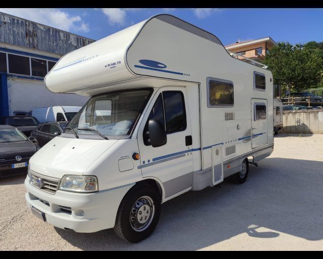 Usata Fiat Ducato 15 128 CV (94 kW) 2004 Bianco Furgone