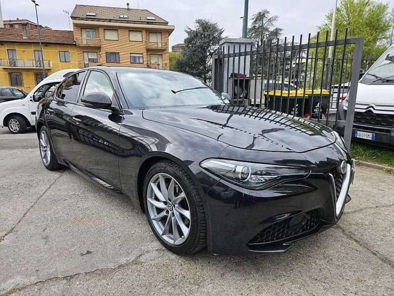 Usata Alfa Romeo Giulia 160 CV (117 kW) 2022 Nero Berlina