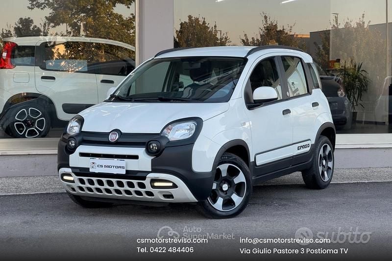 Usata Fiat Panda Cross Cross 69 CV (50 kW) 2020 Bianco Utilitaria
