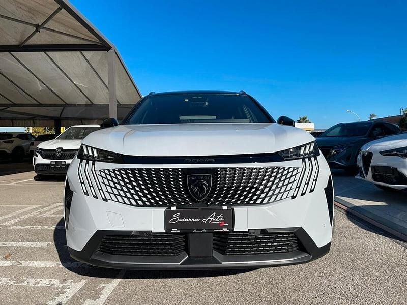 Usata Peugeot 5008 GT 145 CV (106 kW) 2025 Bianco SUV