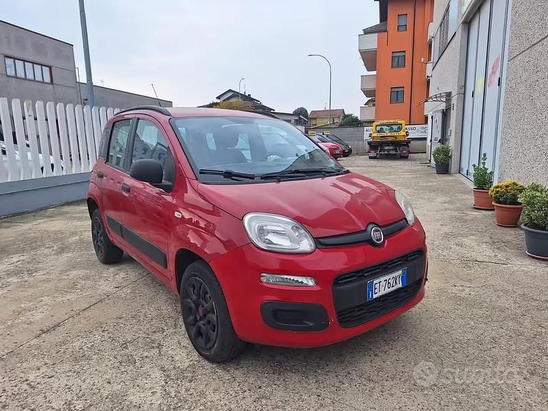 Usata Fiat Panda 85 CV (62 kW) 2013 Rosso Utilitaria