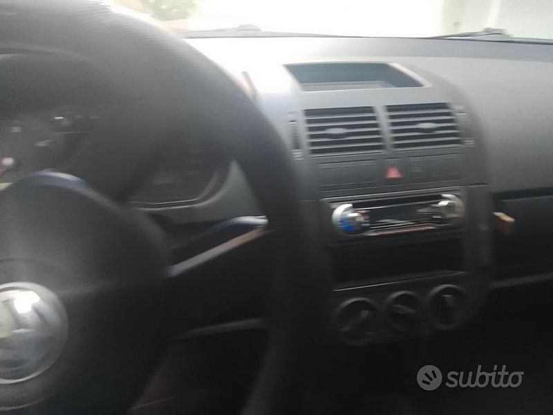 Usata VW Polo 2003 Grigio Utilitaria