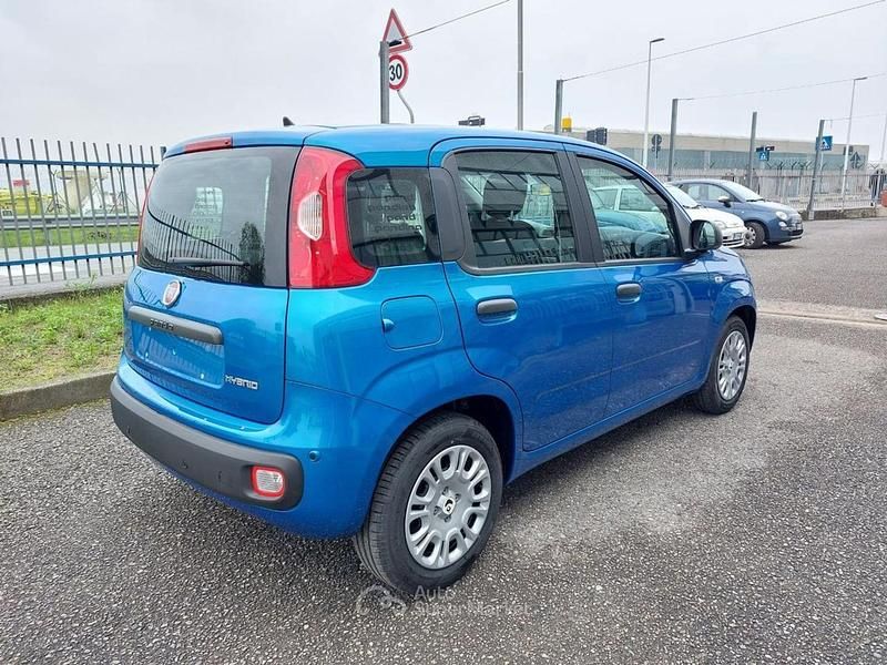 Nuova Fiat Panda Icon 65 CV (47 kW) 2026 Blu Utilitaria