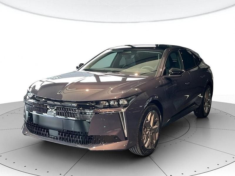 Nuova DS Automobiles DS4 2026 Volo di notte Berlina