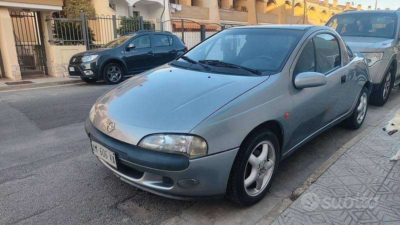 Usata Opel Tigra 106 CV (77 kW) 1997 Coupé