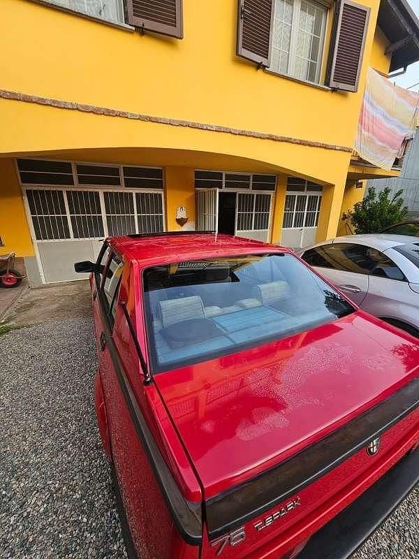Usata Alfa Romeo 75 148 CV (108 kW) 1991 Berlina