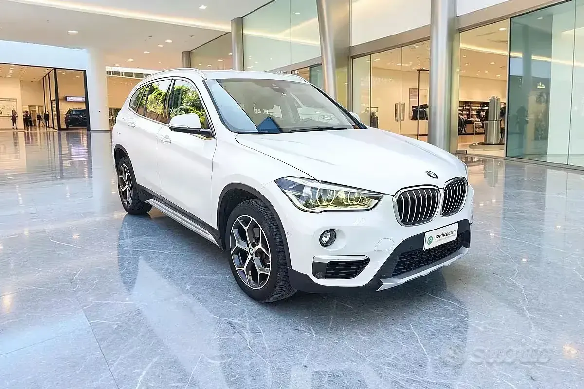 Usata BMW X1 Advantage 150 CV (110 kW) 2019 Nero SUV