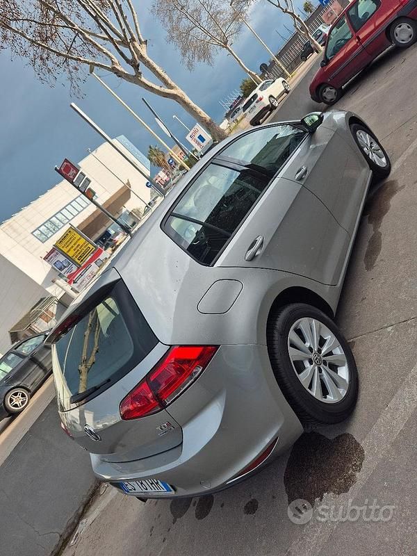 Usata VW Golf VII 105 CV (77 kW) 2014 Grigio Utilitaria