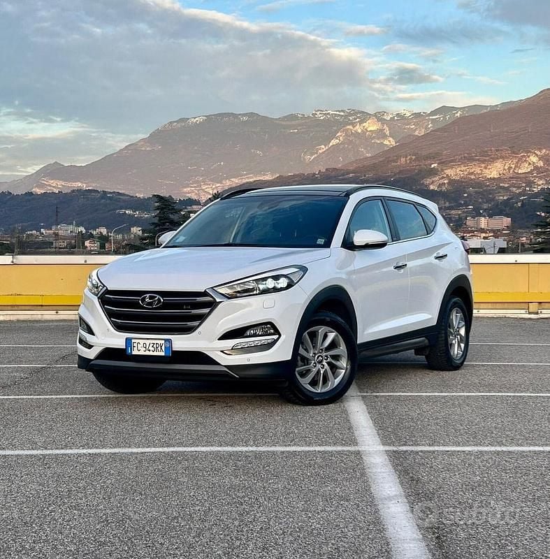 Usata Hyundai Tucson Xpossible 116 CV (85 kW) 2016 Bianco SUV