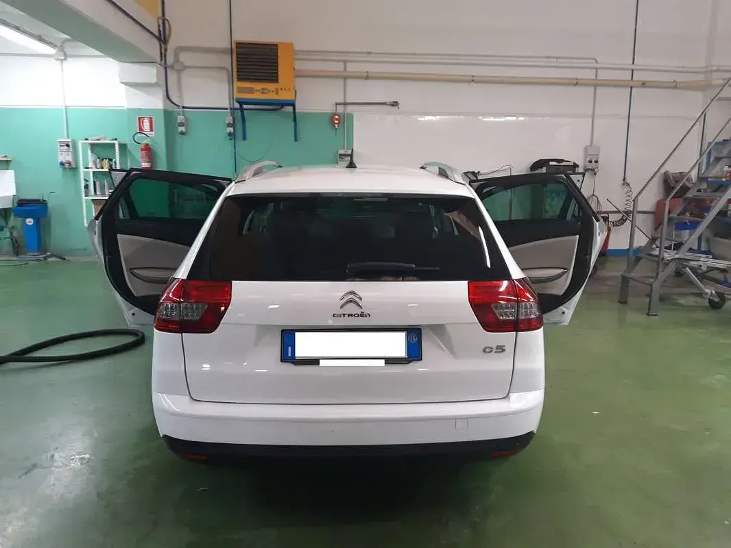 Usata Citroën C5 140 CV (102 kW) 2015 Bianco Station wagon