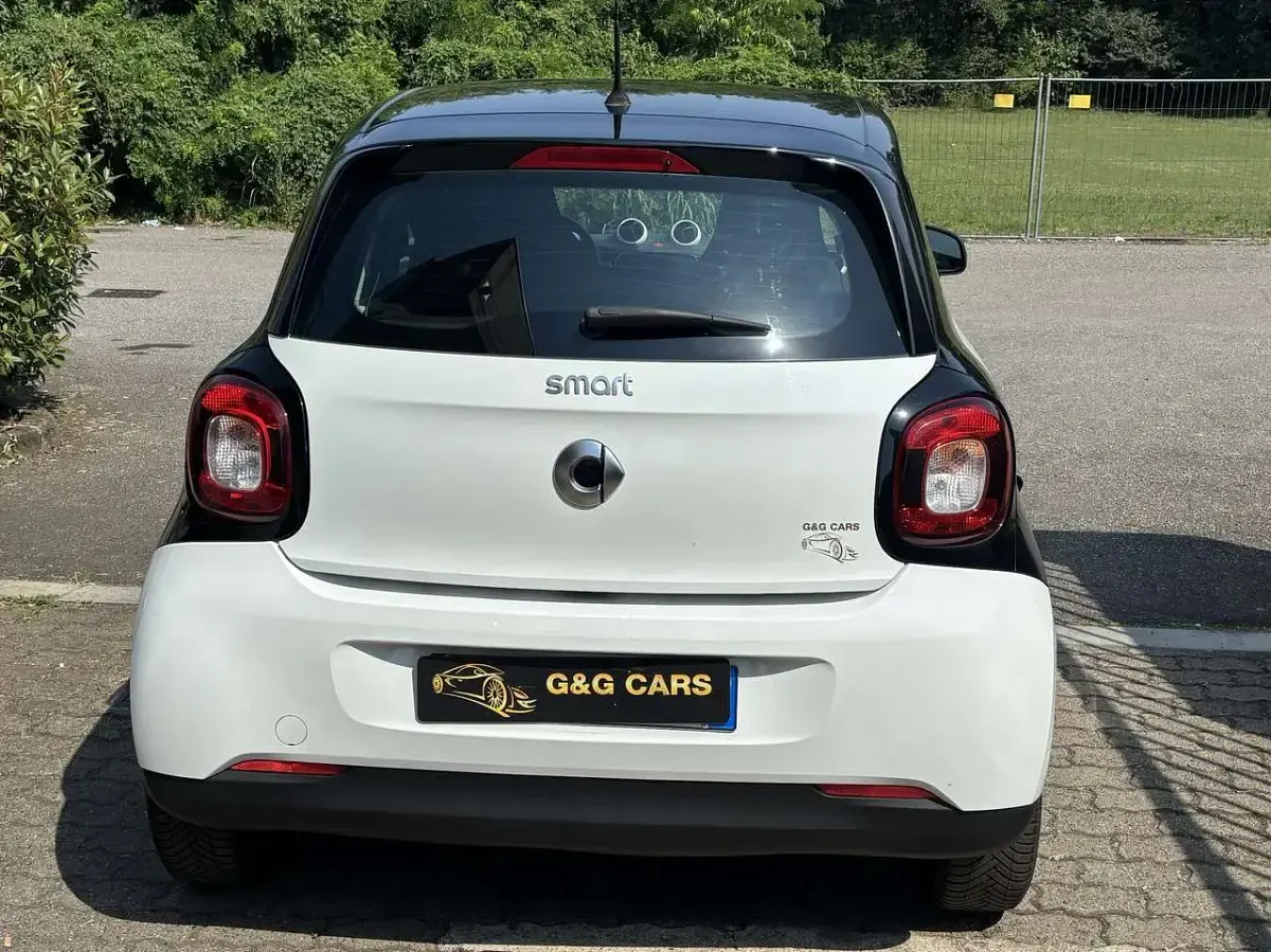 Usata Smart ForFour 71 CV (52 kW) 2015 Other Utilitaria