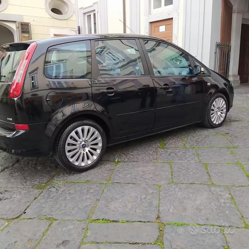 Usata Ford C-MAX Titanium 115 CV (84 kW) 2007 Nero Monovolume