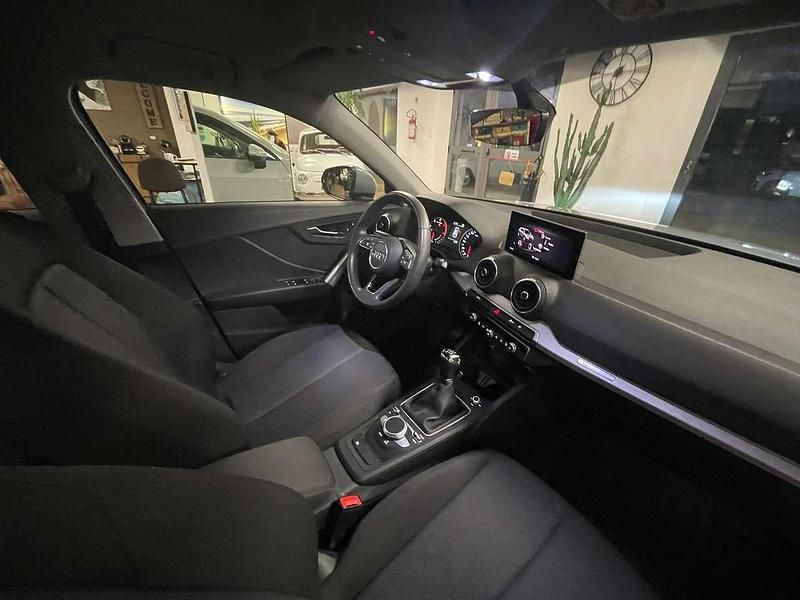 Usata Audi Q2 Admired 116 CV (85 kW) 2022 Grigio SUV