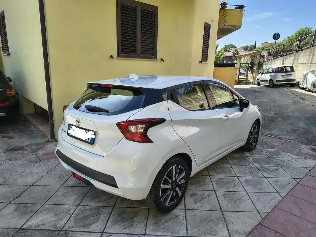 Usata Nissan Micra Acenta 90 CV (66 kW) 2018 Bianco Utilitaria