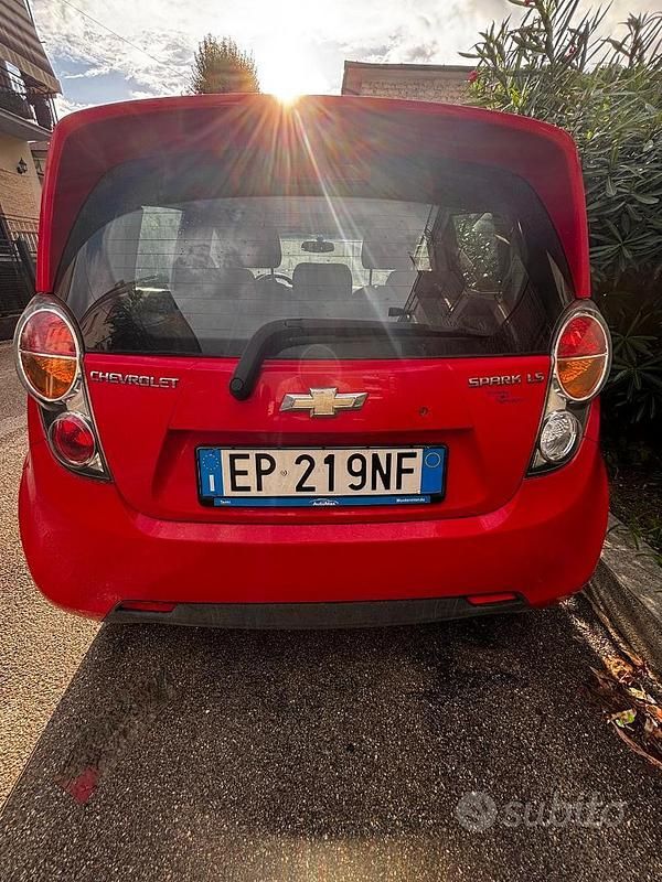 Usata Chevrolet Spark 81 CV (59 kW) 2012 Rosso Utilitaria
