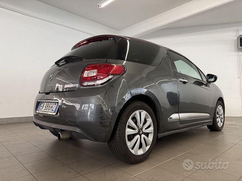 Usata DS Automobiles DS3 Chic 95 CV (69 kW) 2012 Grigio scuro Coupé