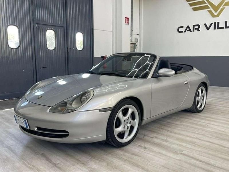 Usata Porsche 911 Carrera Cabriolet 300 CV (220 kW) 2000 Argento Cabrio