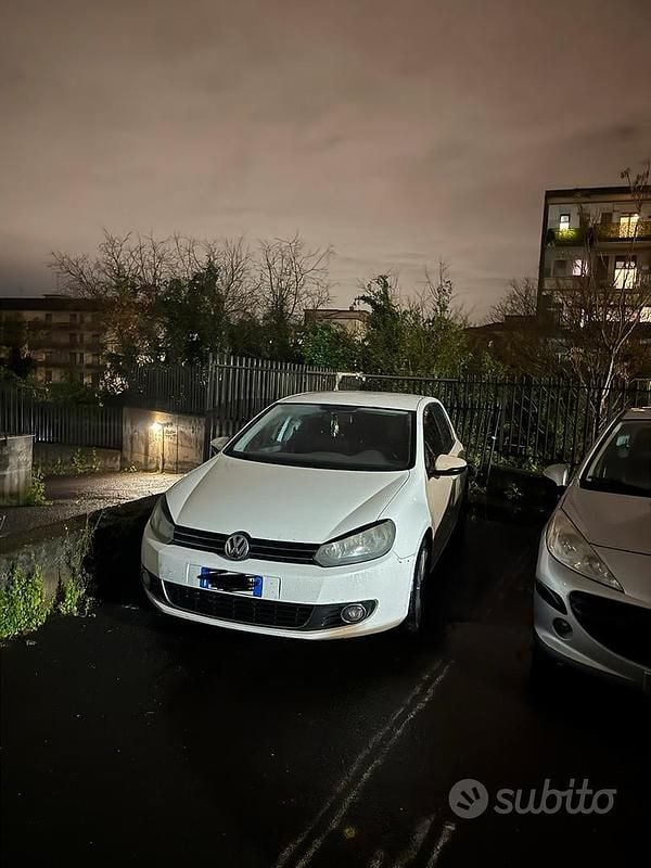 Usata VW Golf VI 140 CV (102 kW) 2011 Utilitaria