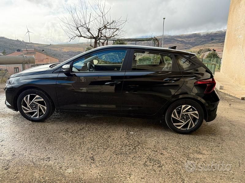 Usata Hyundai i20 82 CV (60 kW) 2024 Nero Berlina