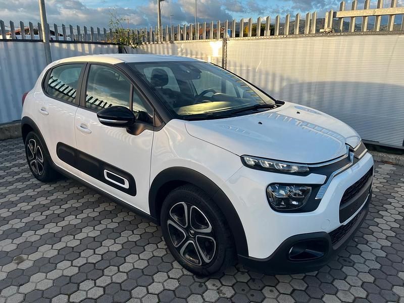 Usata Citroën C3 PureTech 110 CV (80 kW) 2024 Bianco Berlina