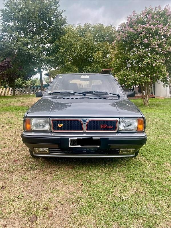 Usata Lancia Delta 1991 Grigio Utilitaria