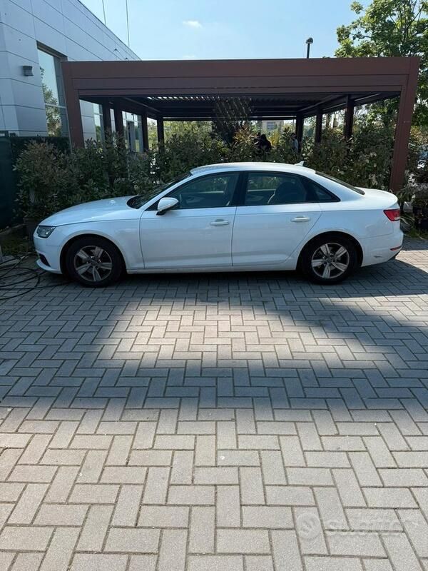 Usata Audi A4 150 CV (110 kW) 2017 Bianco Berlina