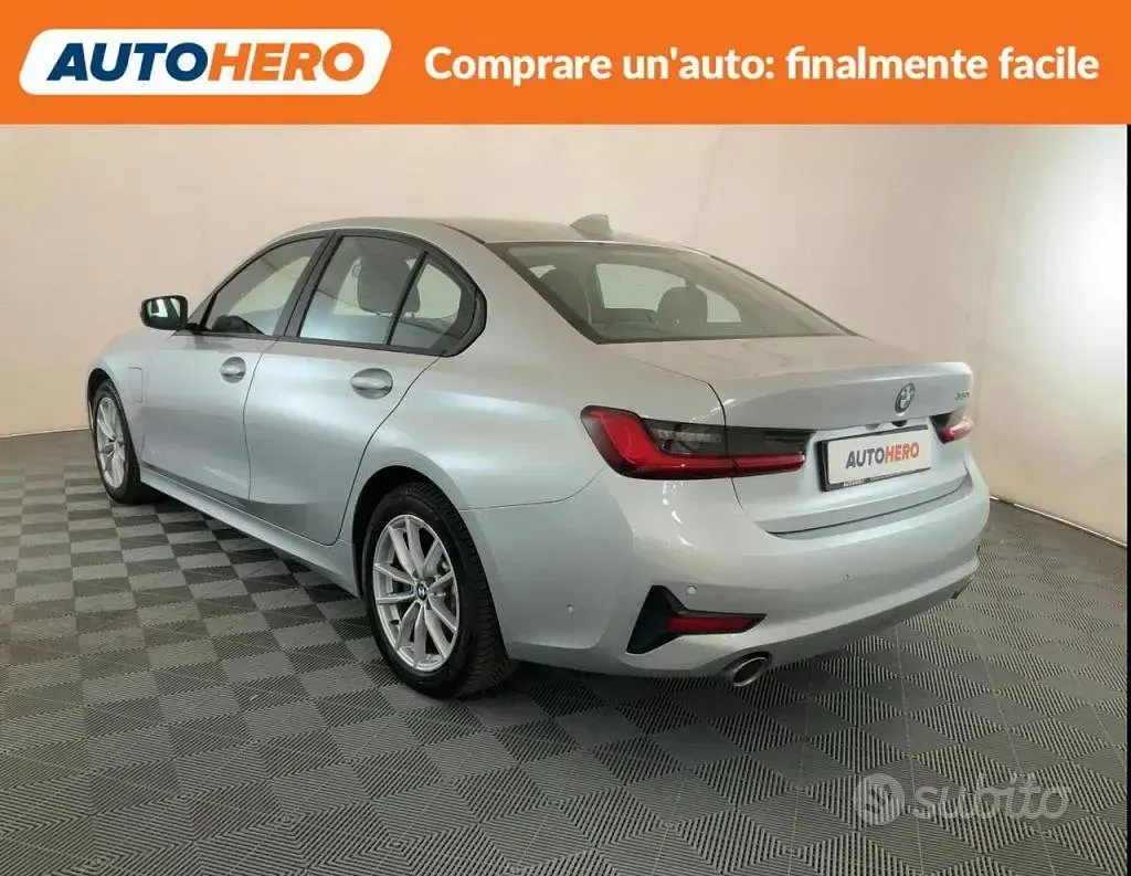 Usata BMW 330 Advantage 184 CV (135 kW) 2021 Grigio Berlina
