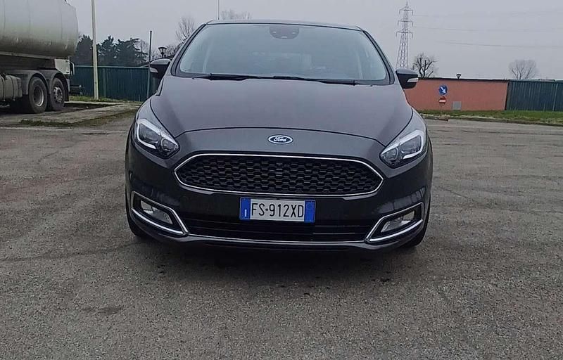Usata Ford S-MAX Vignale 150 CV (110 kW) 2018 Grigio Monovolume