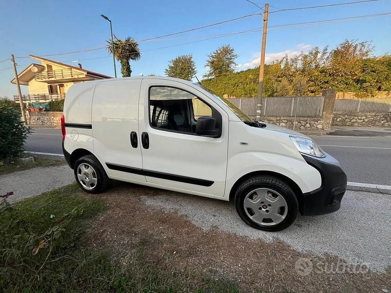 Usata Fiat Fiorino 77 CV (56 kW) 2019 Bianco Monovolume