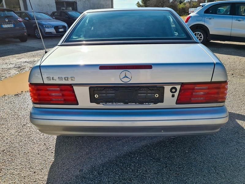 Usata Mercedes SL500 319 CV (234 kW) 1996 Argento Cabrio