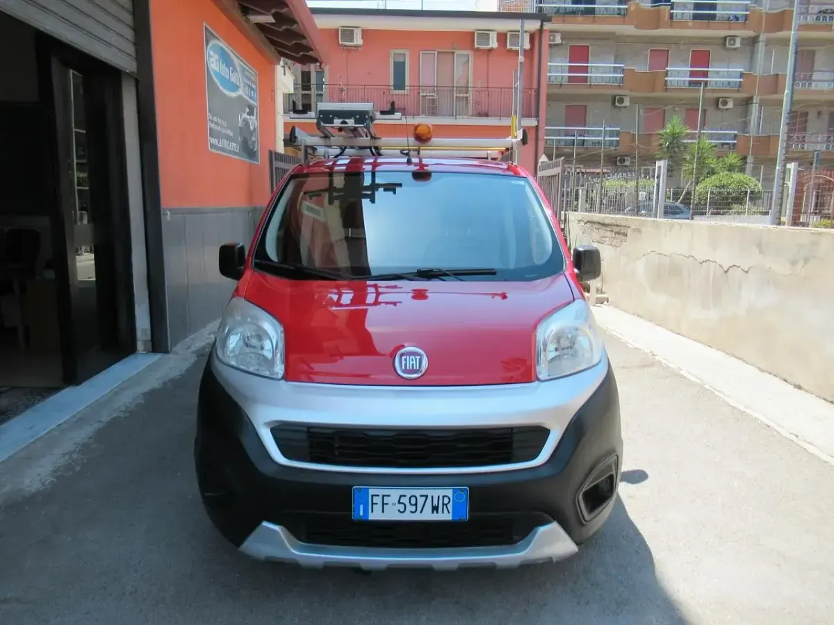 Usata Fiat Fiorino 95 CV (69 kW) 2016 Rosso Monovolume
