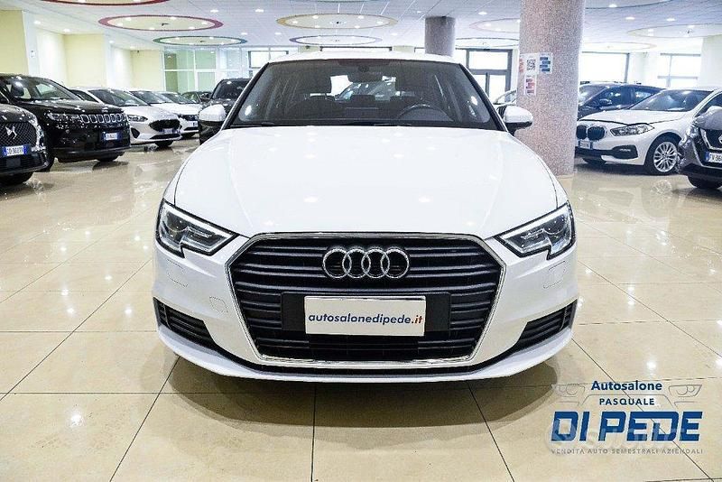 Usata Audi A3 Business 150 CV (110 kW) 2020 Bianco Berlina
