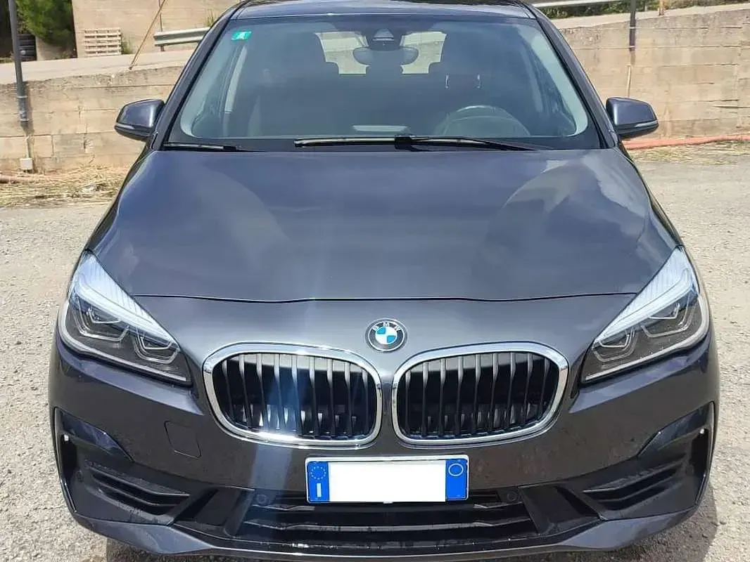 Usata BMW 225 Active Tourer iPerformance 136 CV (100 kW) 2020 Grigio Monovolume