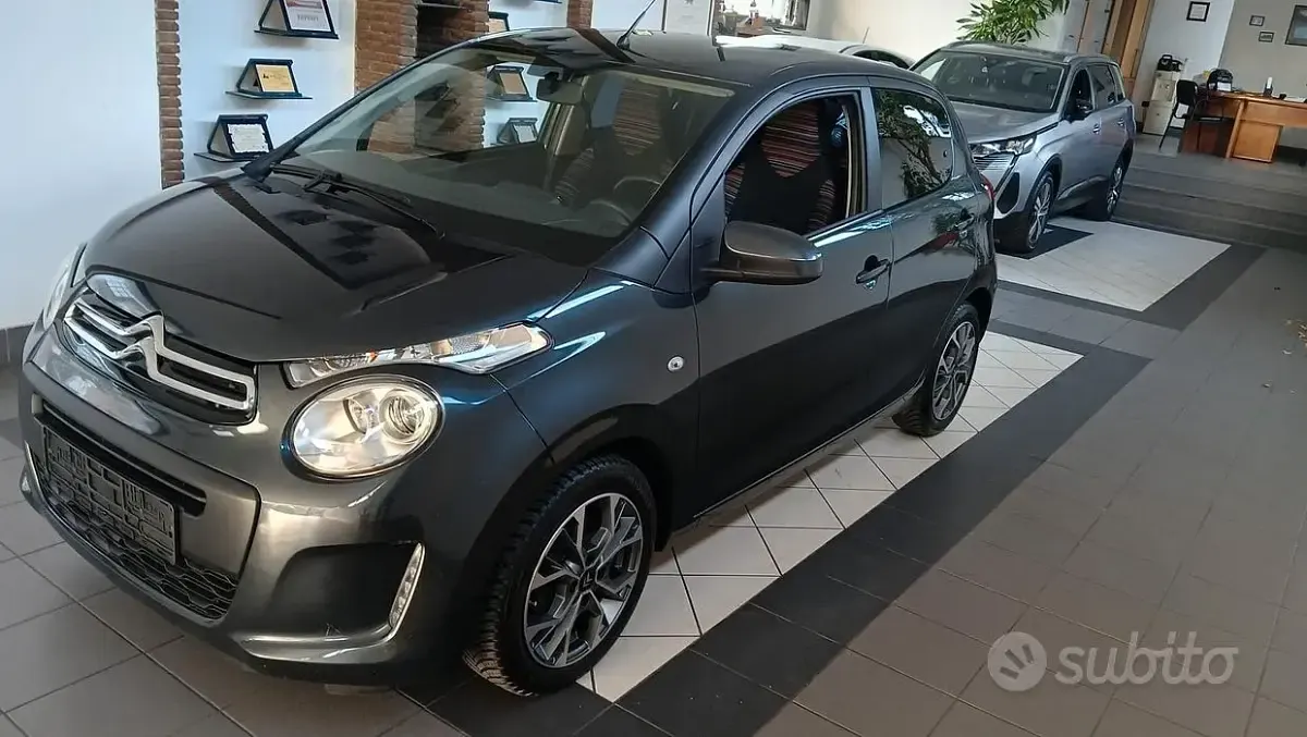 Usata Citroën C1 Shine 72 CV (52 kW) 2021 Grigio Utilitaria