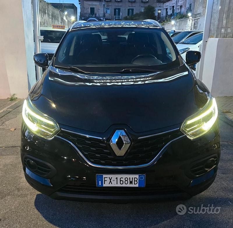 Nero Usata 2019 Renault Kadjar SUV | 15.400 € (Buon prezzo) - Immagine 1/4