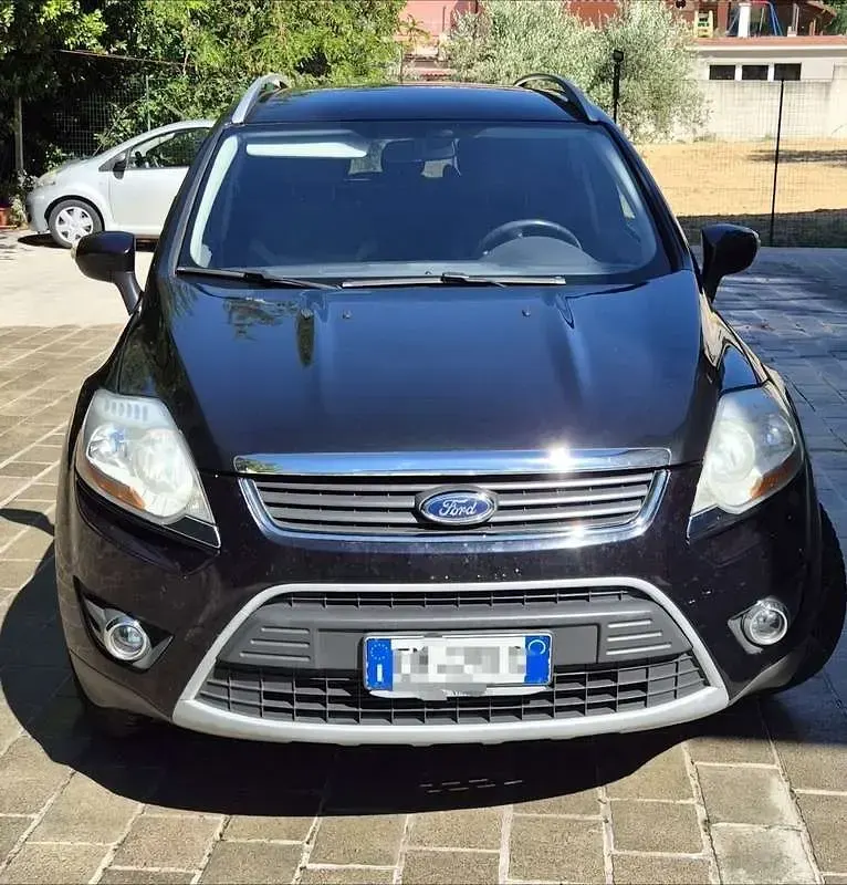Usata Ford Kuga Titanium 140 CV (102 kW) 2012 SUV