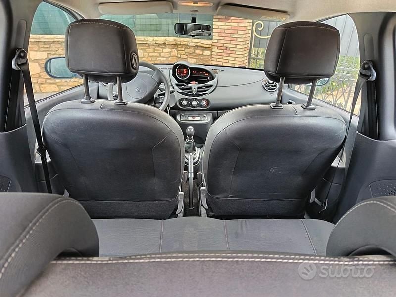 Usado Renault Twingo 75 CV (55 kW) 2014 Blanco Utilitario