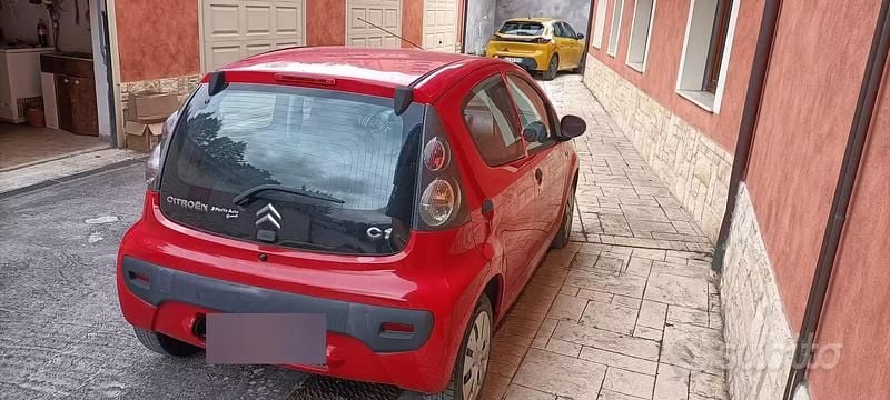 Usata Citroën C1 68 CV (50 kW) 2011 Rosso Utilitaria