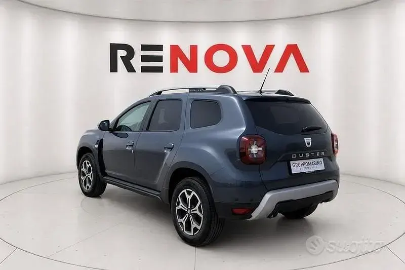 Usata Dacia Duster Prestige 114 CV (83 kW) 2019 Grigio SUV