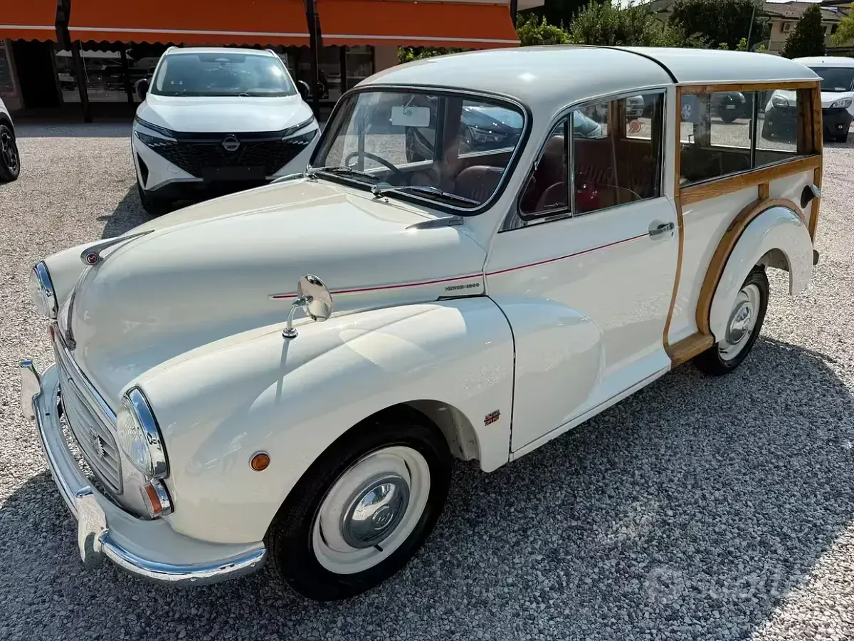 Usata Mini 1000 48 CV (35 kW) 1960 Utilitaria